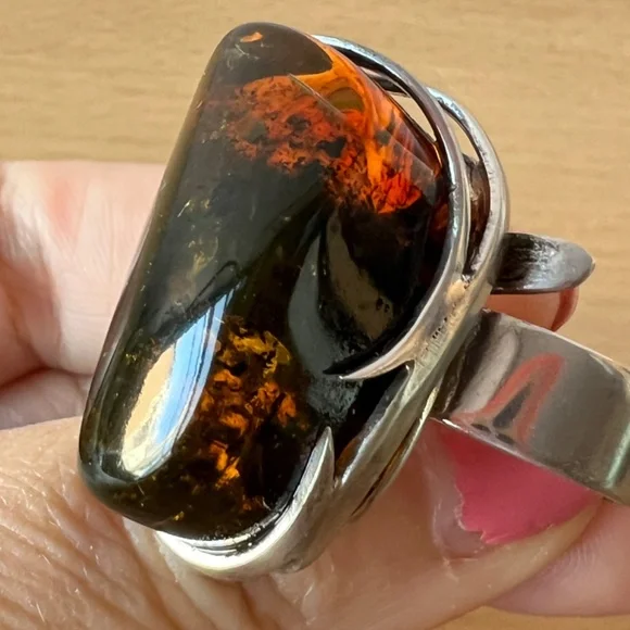 VINTAGE HUGE BALTIC AMBER STATEMENT RING SCANDINAVIAN OR POLISH MADE STERLING